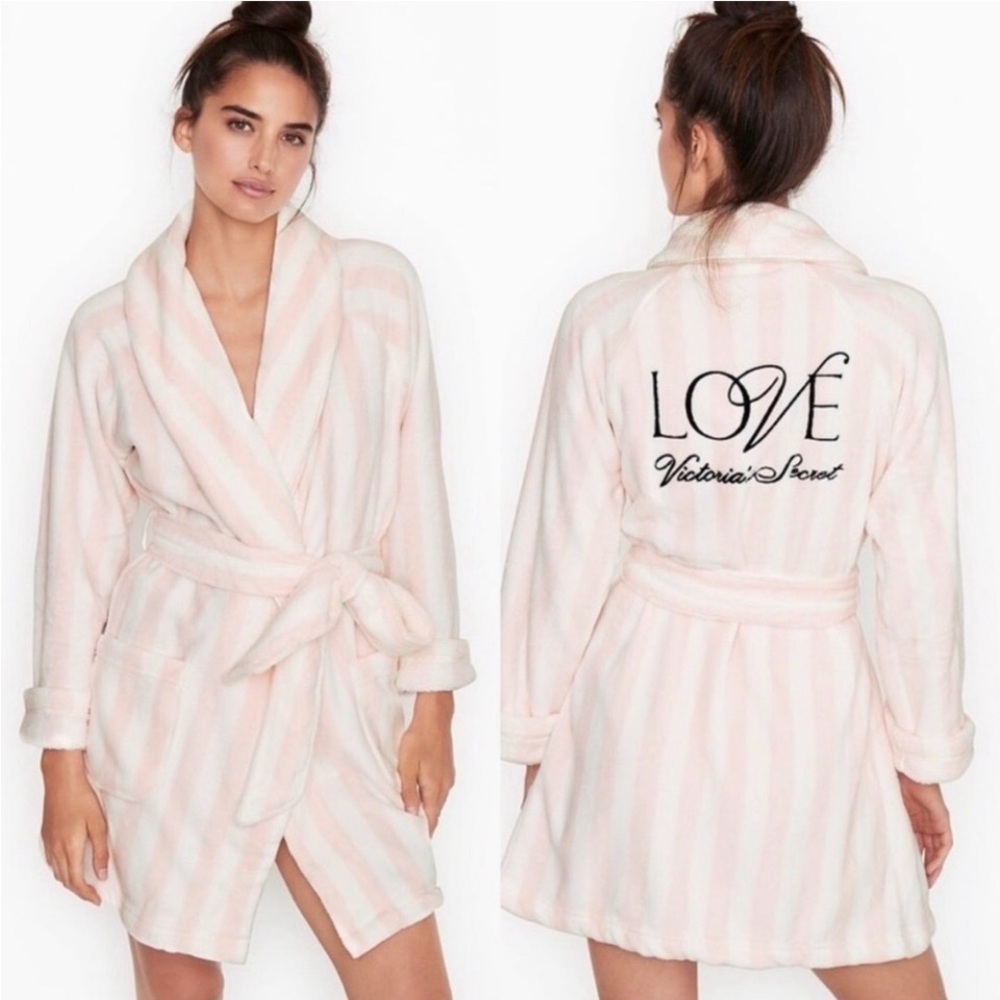 Victoria's Secret Love Plush Robe Light‎ Pink Stripe Sz. M/L